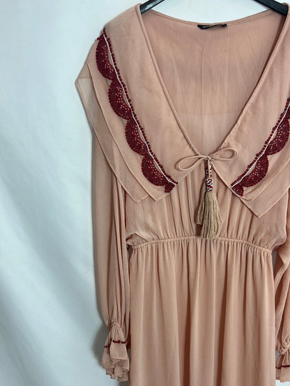 MAGNOLIA. Long pink chiffon beaded dress. TM