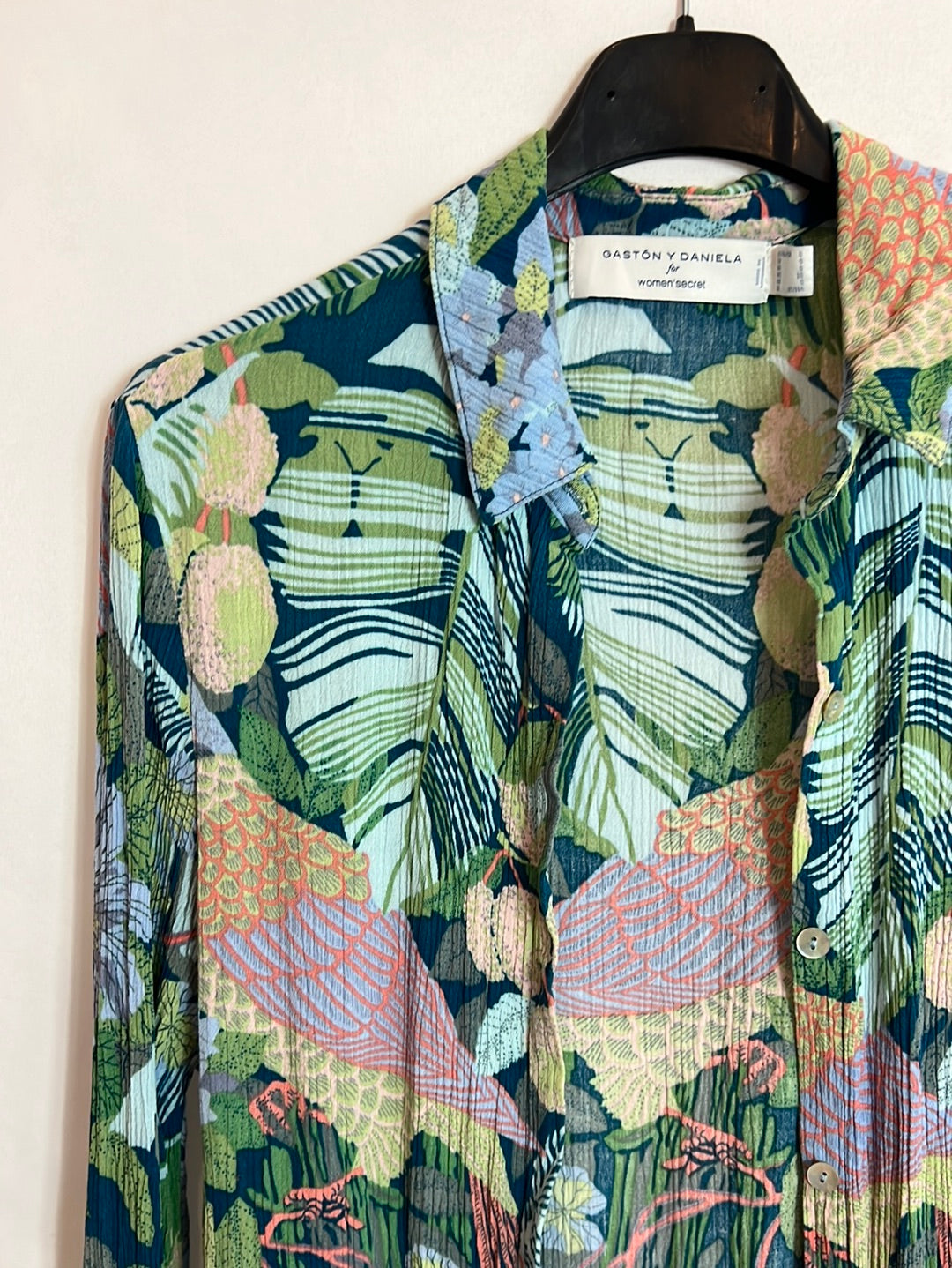 WOMEN´S SECRET. Kimono/bata flores abotonado. T S