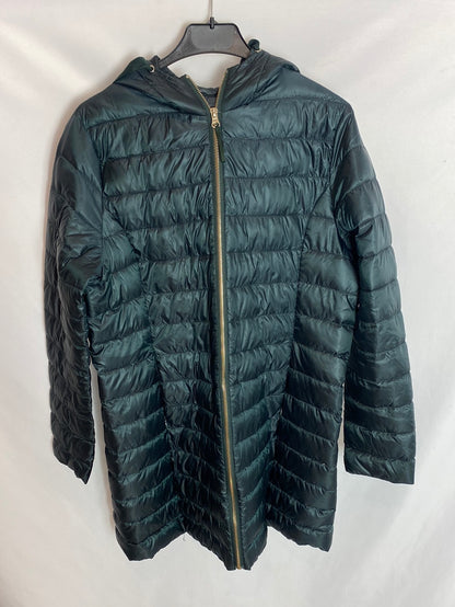 OTRAS. Plumífero verde 3/4. T M/L