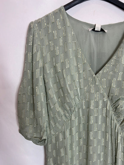 INTROPIA. Light green midi dress with gold threads. TS