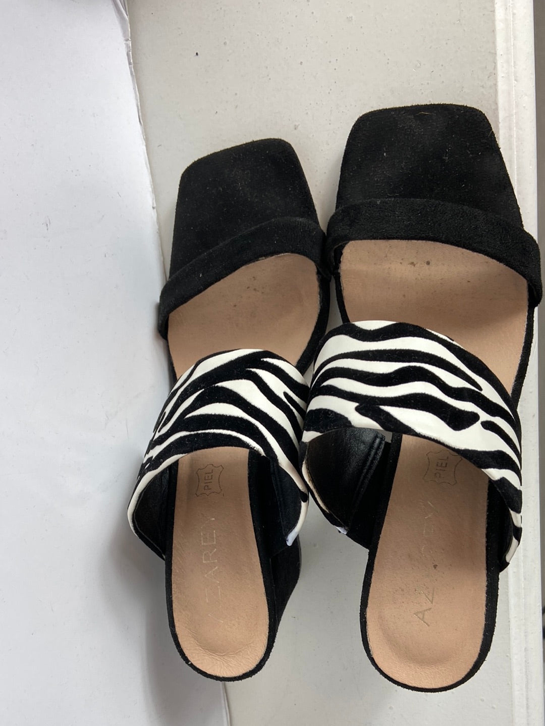 AZAREY. Animal print heeled sandals, size 38