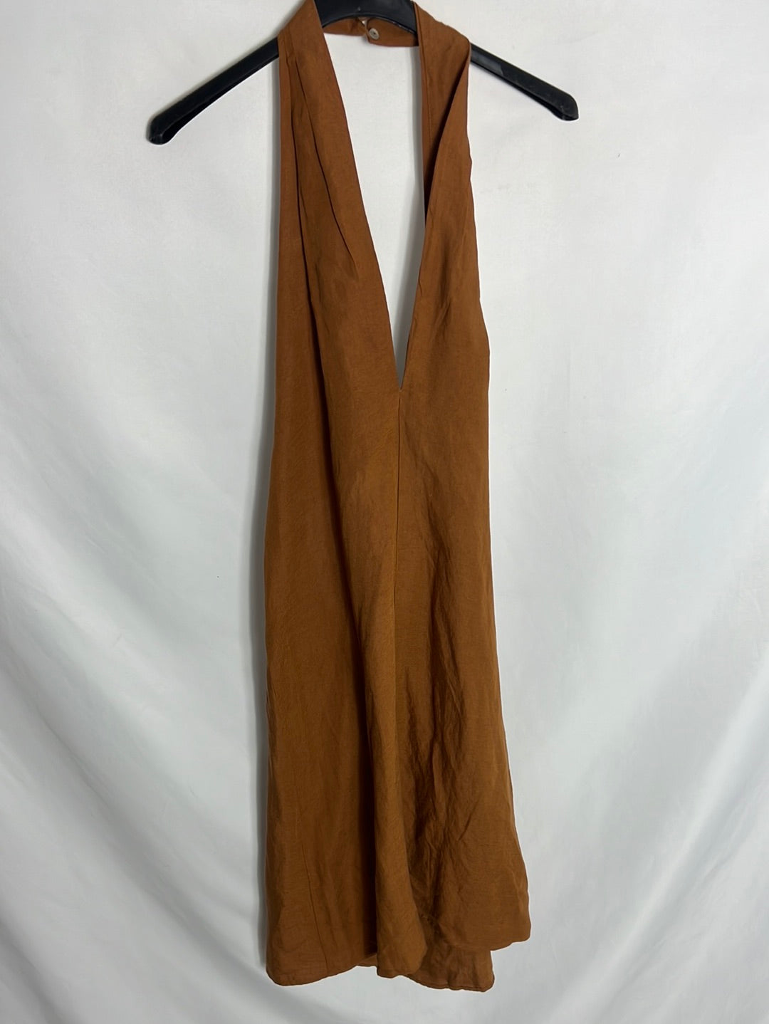 OYSHO. Vestido marrón espalda abierta. T.S