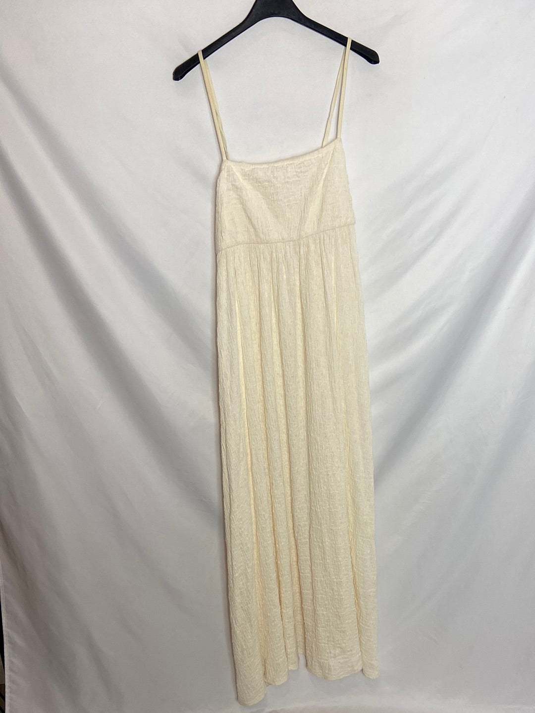 MANGO. Vestido fruncido beige T.s