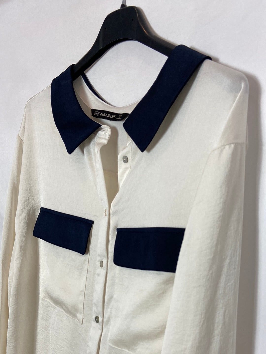 ZARA. Camisa blanca detalles azules T. XXL