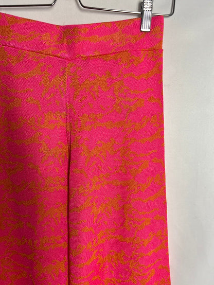 ZARA. Fuchsia culottes. TS