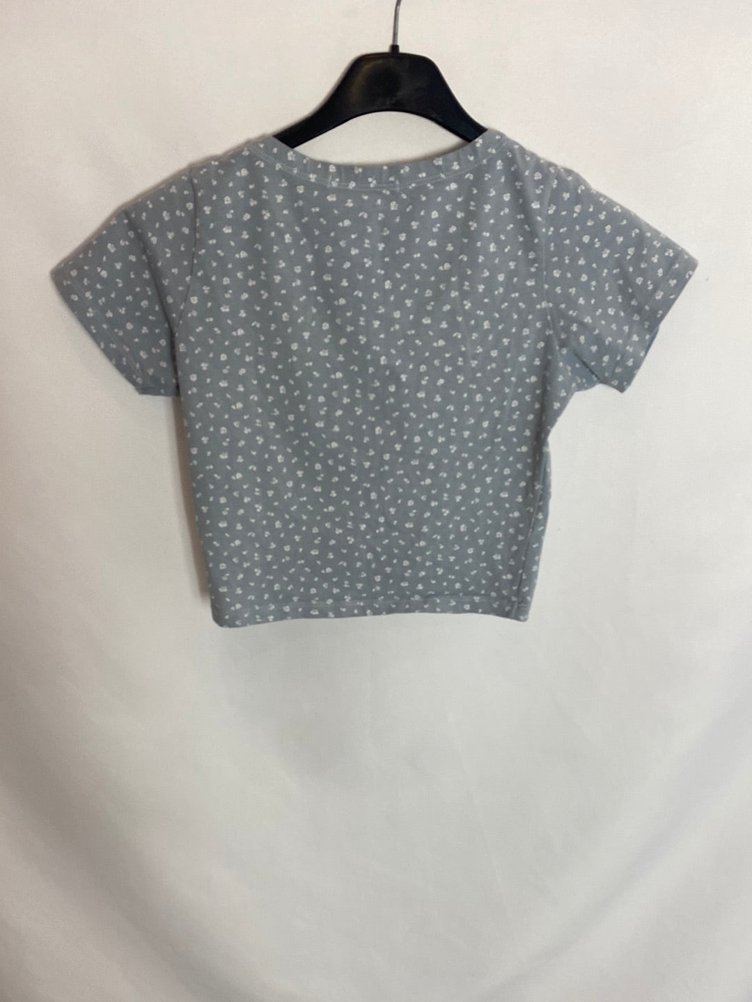 BRANDY MELVILLE. Croptop cuello V T.U