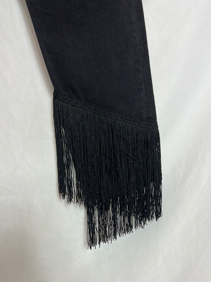 ZARA. Pantalón vaquero  recto flecos. T 36