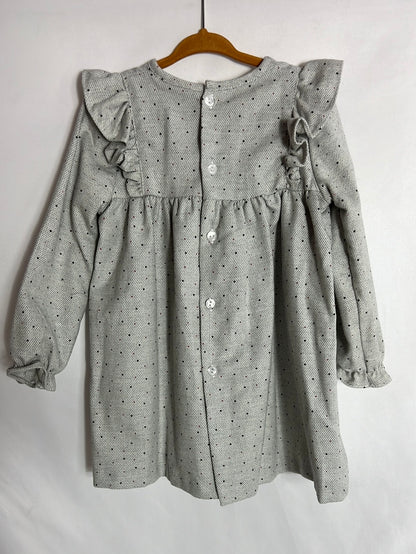 DOÑA CARMEN. Vestido gris textura mini topitos. T 4 Años