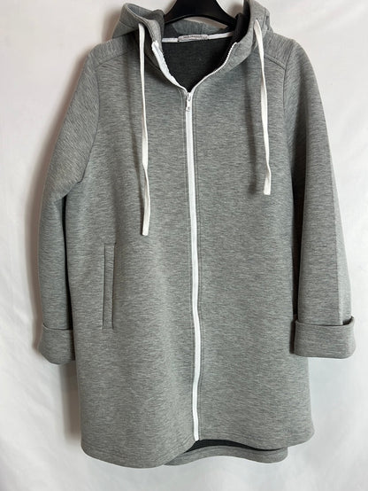 ZARA. Long gray hooded jacket. TS (tara)
