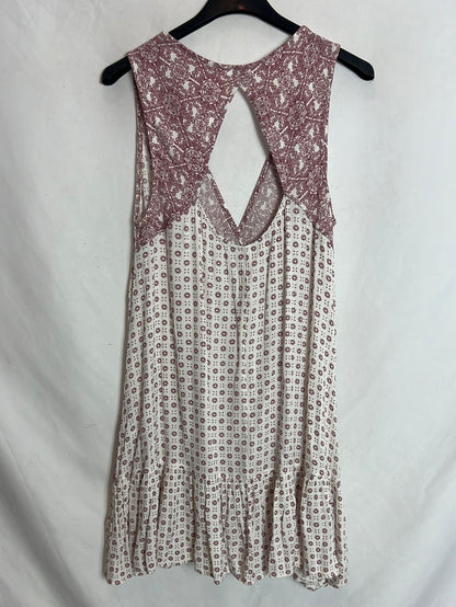 FOREVER 21. Short dress with slits. TM