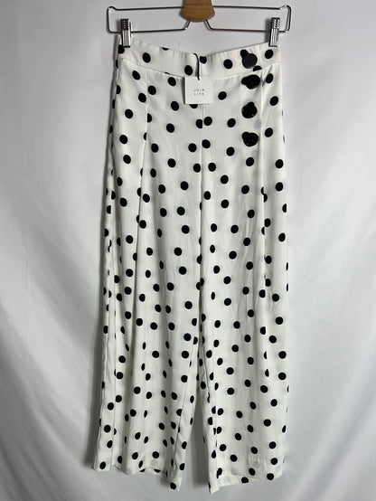 ZARA. Pantalón culotte blanco lunares. T XS