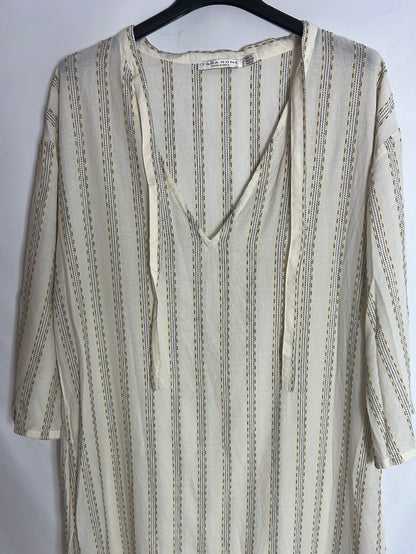 ZARA HOME.  Vestido estilo caftán bordados. T S