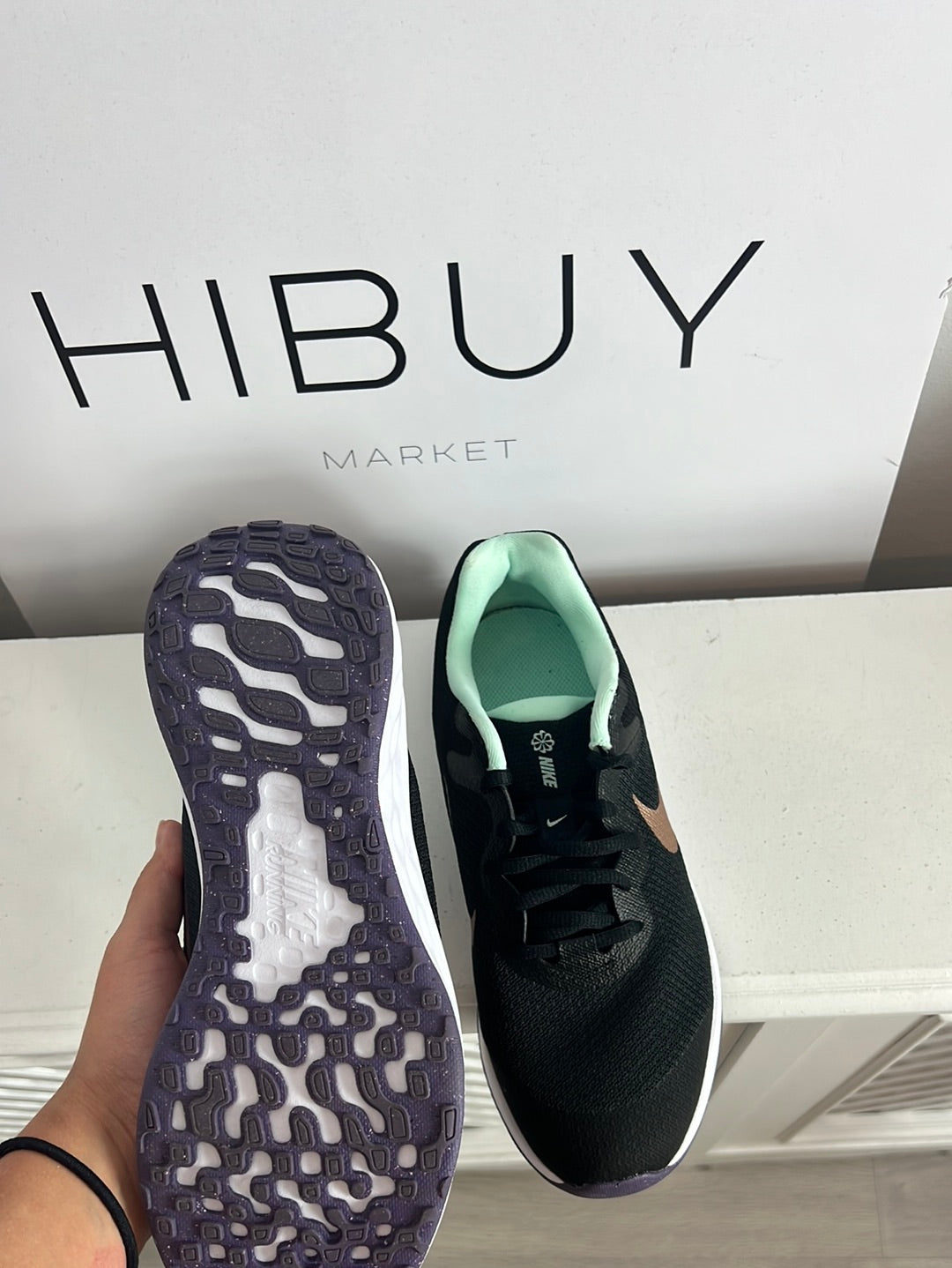 NIKE. Zapatillas negras detalles T.38