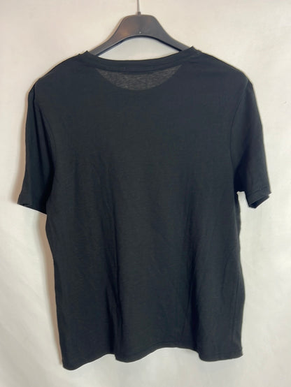 ZARA. Camiseta negra básica. T S