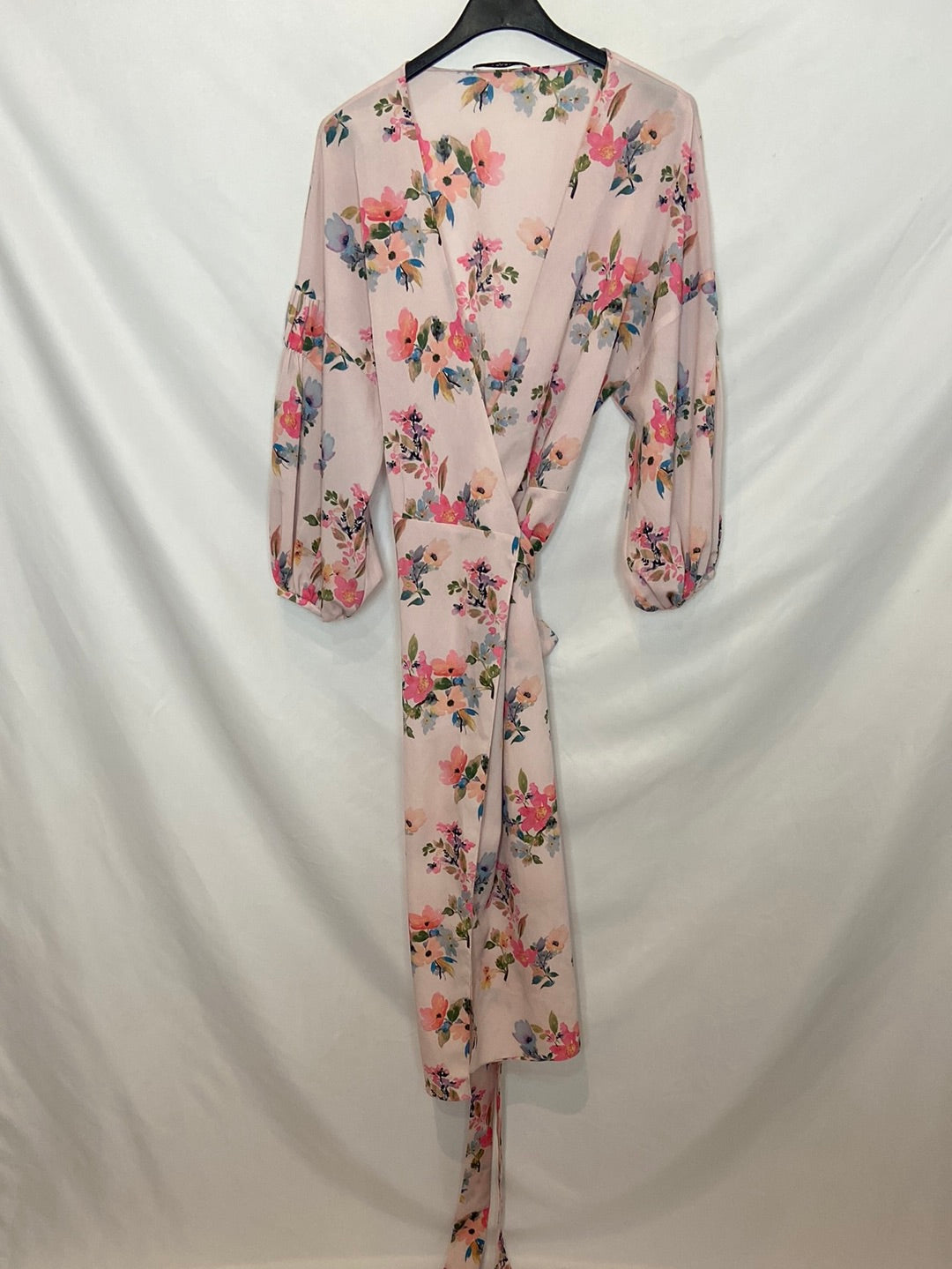 MANGO. Vestido midi rosa flores T.s