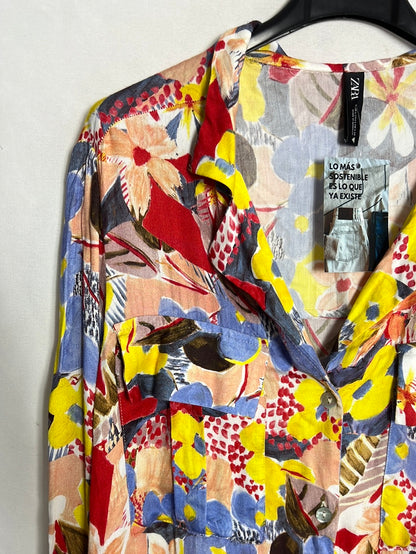 ZARA. Blusa estampada colores. T L