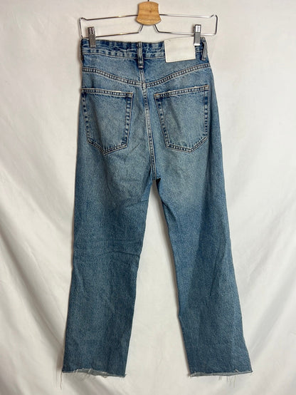 PULL&BEAR. Pantalón denim ancho T.34
