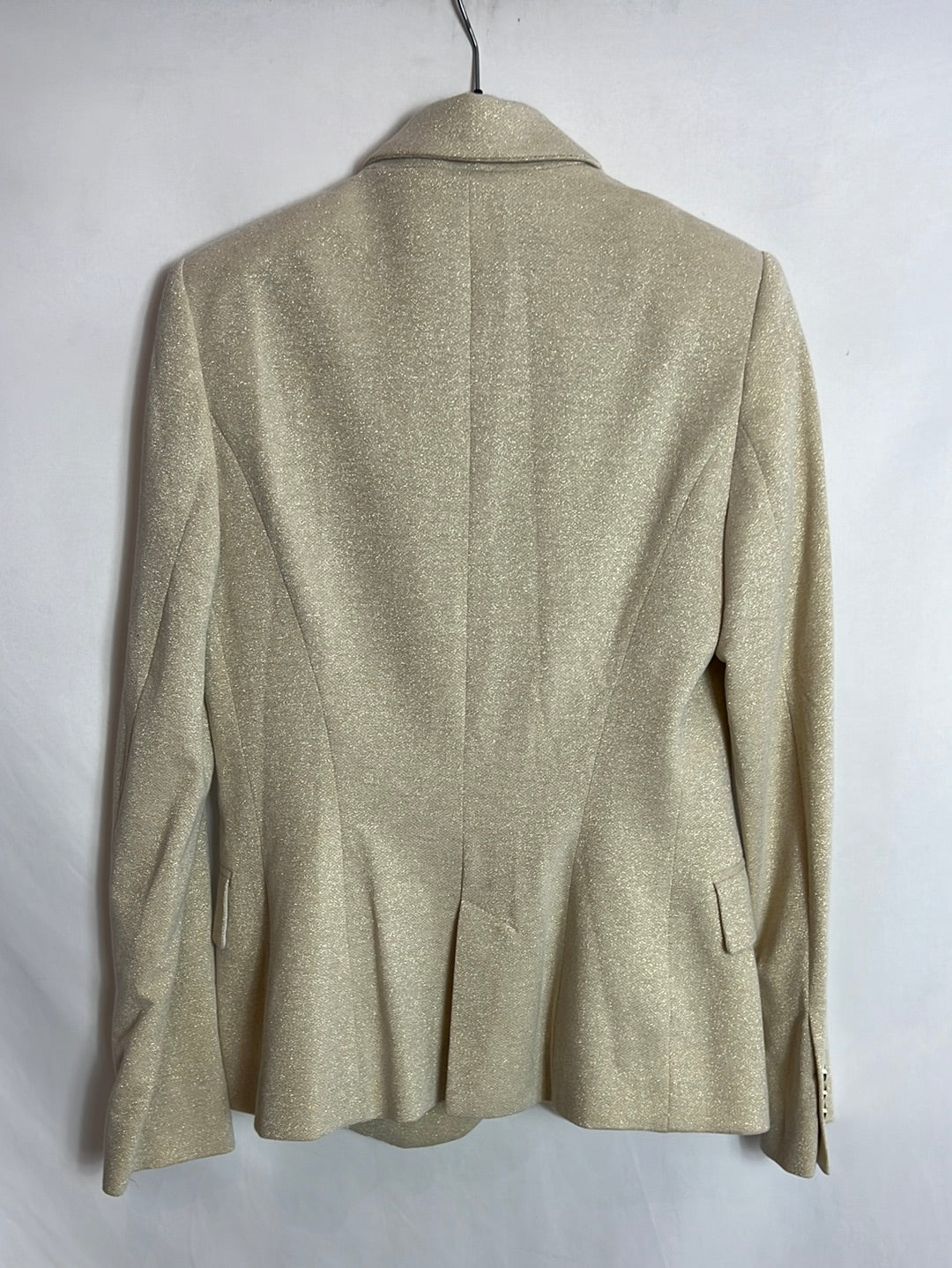 ZARA. Blazer beige hilos dorados. T S