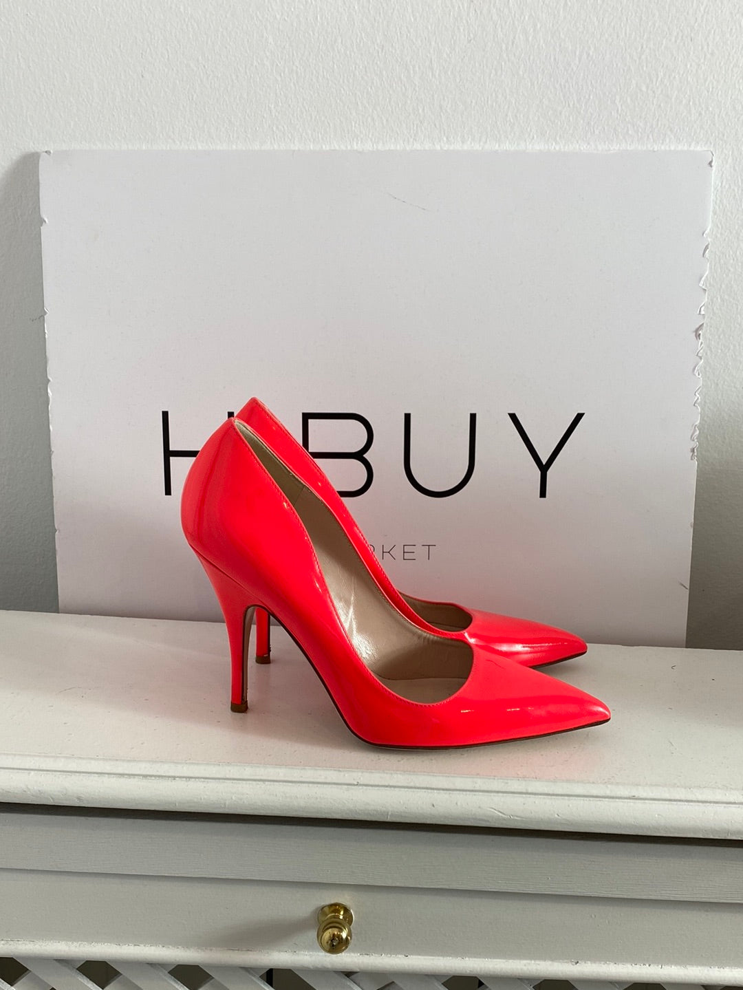 KATE SPADE. Pink patent heels. Size 38 