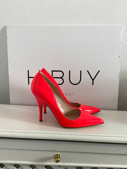 KATE SPADE. Pink patent heels. Size 38 