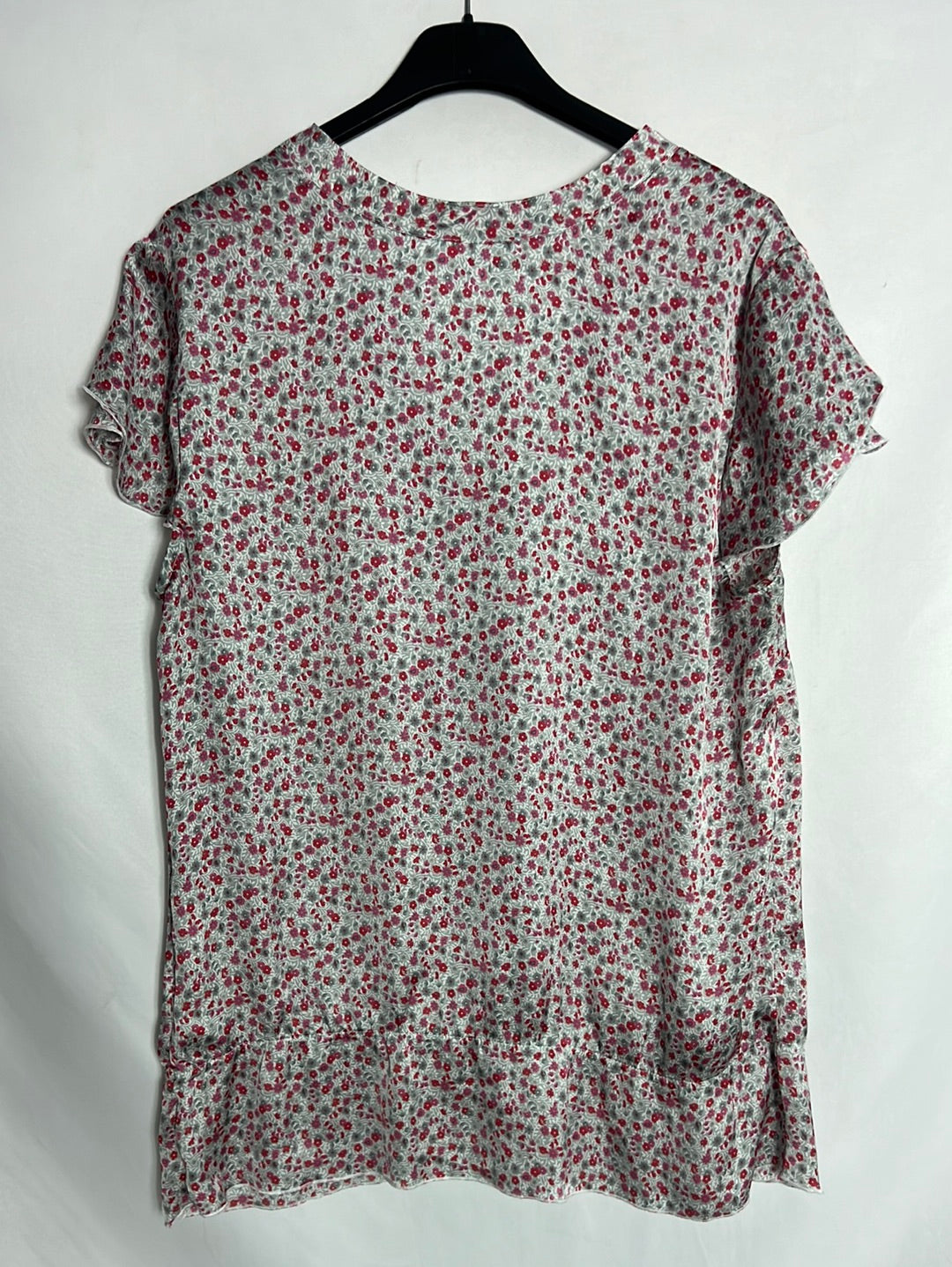 C&A. Top fluido flores satinado. T 42