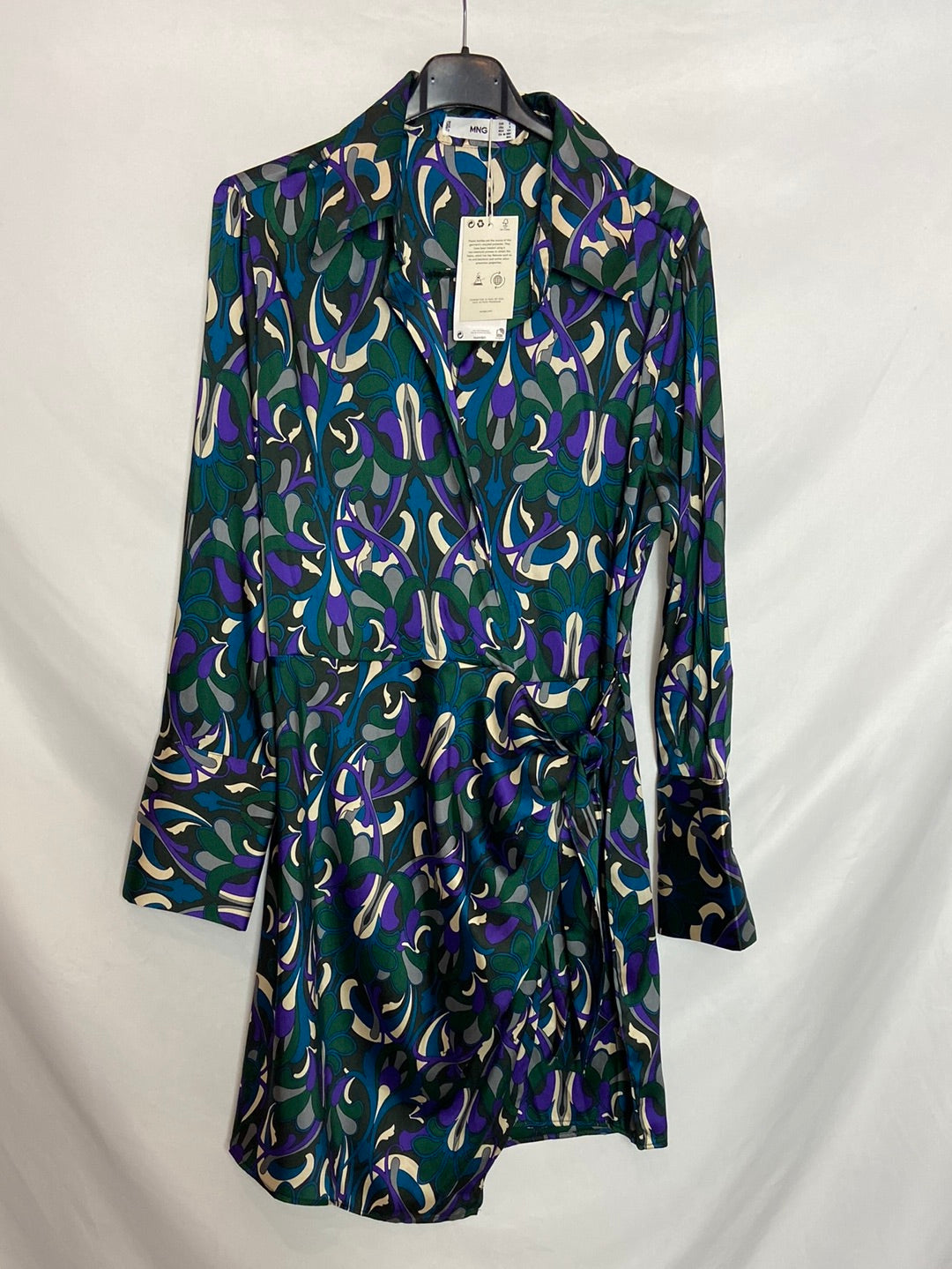 MANGO. Vestido cruzado estampado. T.S