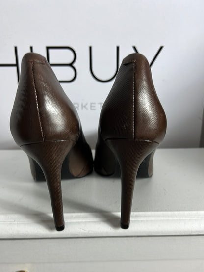 LUREÑA. Tacones marrones piel. T 38