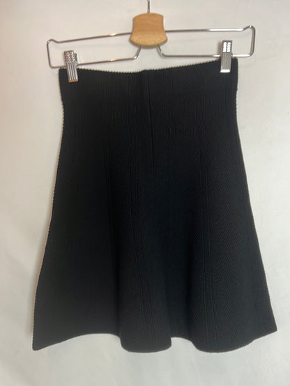 ZARA, Black textured skirt T.xs