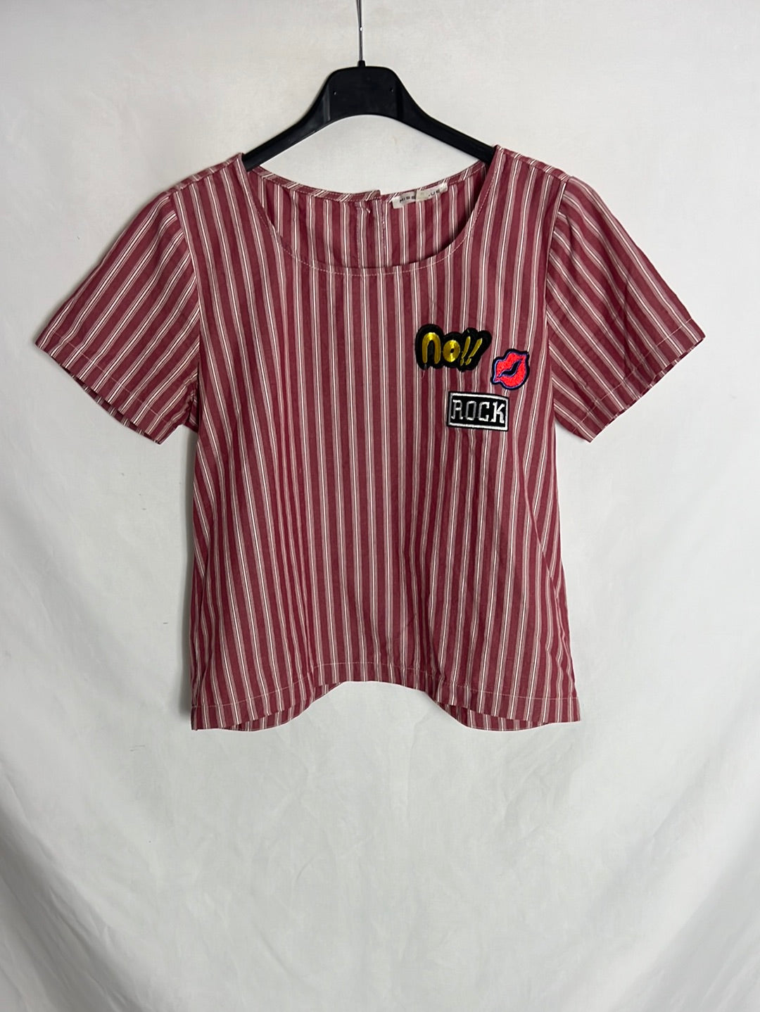 MISS BLUE. Top rayas burdeos parches. T M (S)