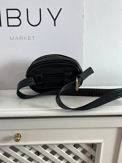 OTHER. Black fanny pack with details