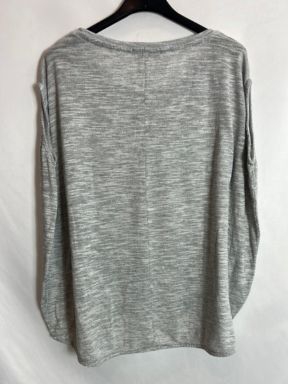 ZARA. Camiseta gris oversized. T M