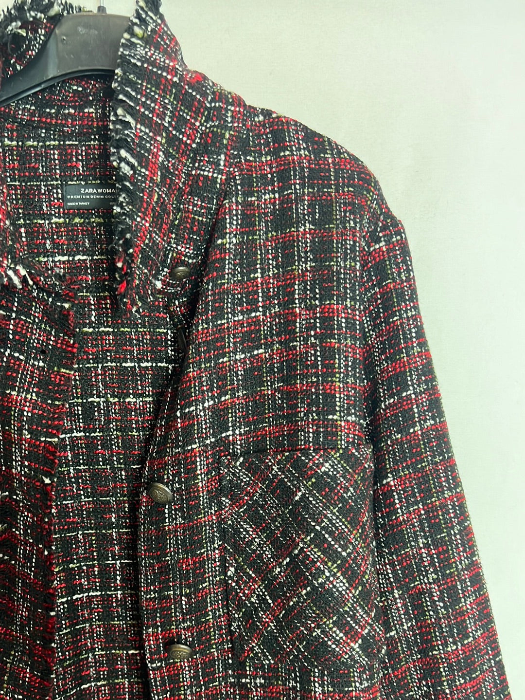 ZARA. Sobrecamisa tweed tricolor. T XL