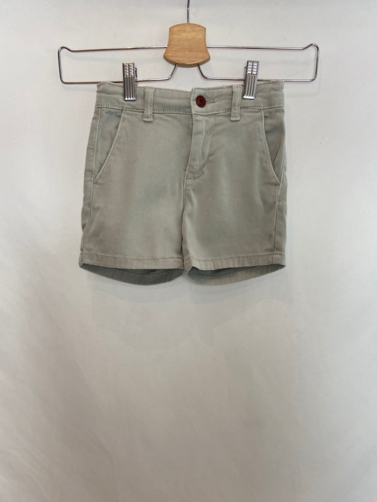 TEX. Grey Bermuda shorts, size 3-4 years