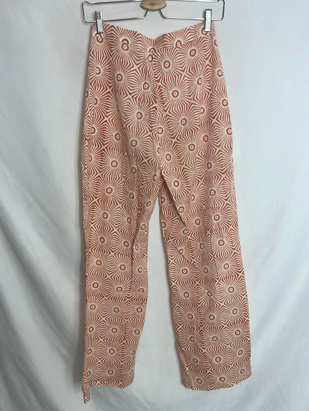 Pantalón fino estampado hippie T.s