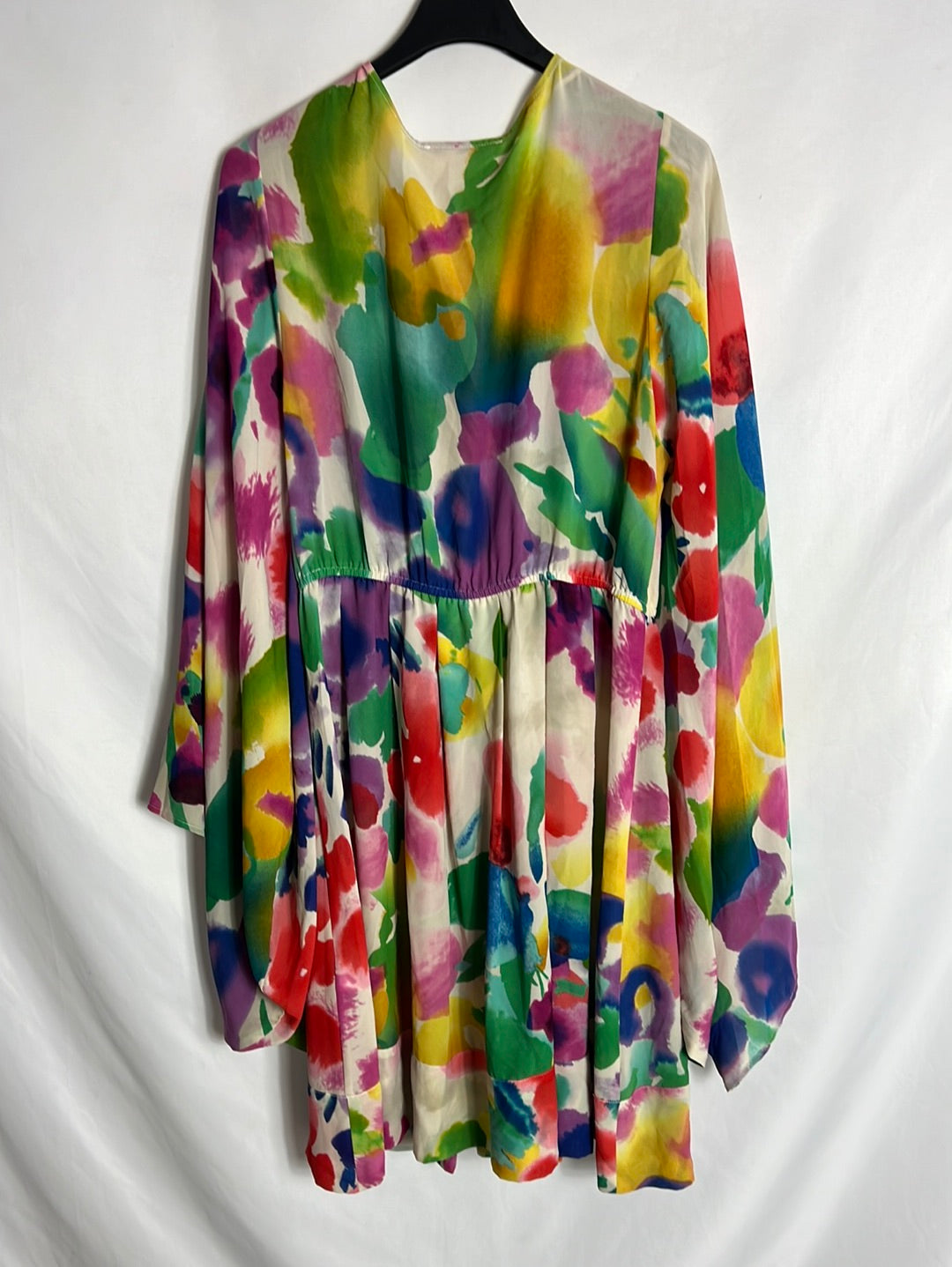 H&M. Vestido corto multicolor detalle manga. T 38