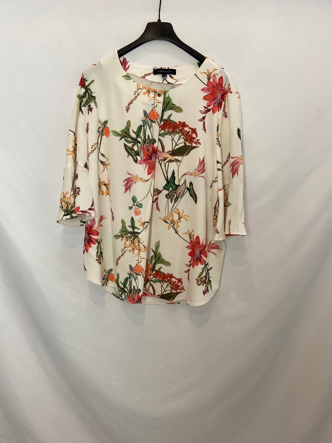 CORTEFIEL. Beige flower print blouse T. XXL