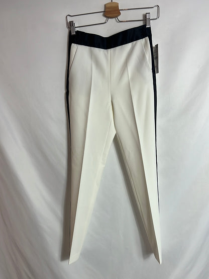 ZARA. White trousers with black stripes on the sides. XS