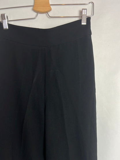 ZARA. Black culottes. XS