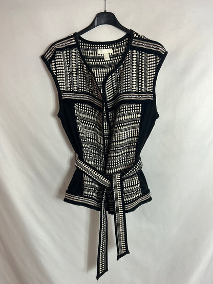 H&M. Chaleco blanco y negro bordado. T 36