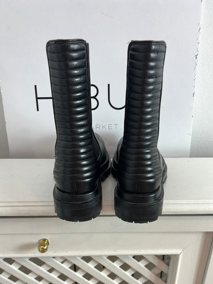 OTRAS. Botines suela track. T.37