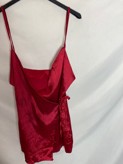 OTRAS. Top tirantes satindo lazada. T.S