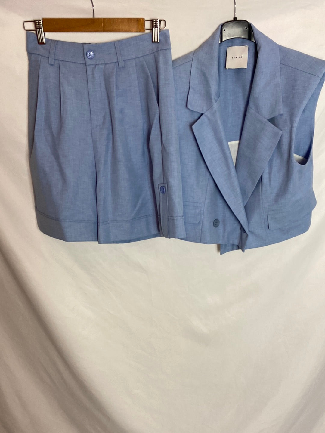 LUMINHA. Total look Chaleco y short. T.S