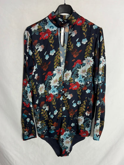 ZARA. Body azul flores  apertura. T M