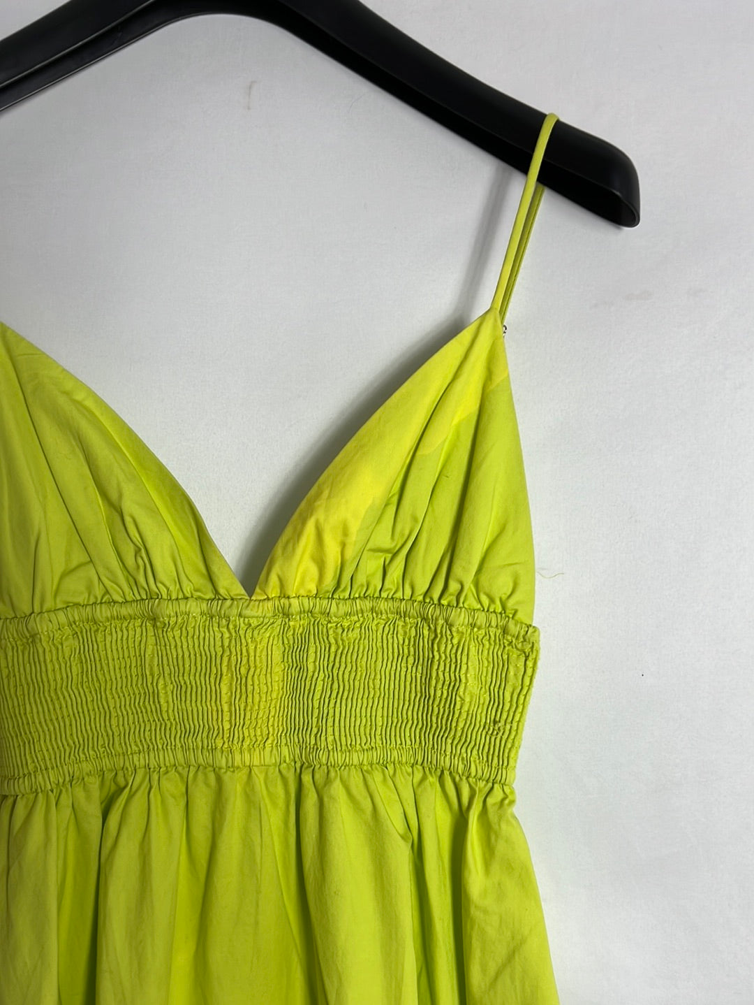 ZARA. Lime-colored midi dress. TS (TARA)