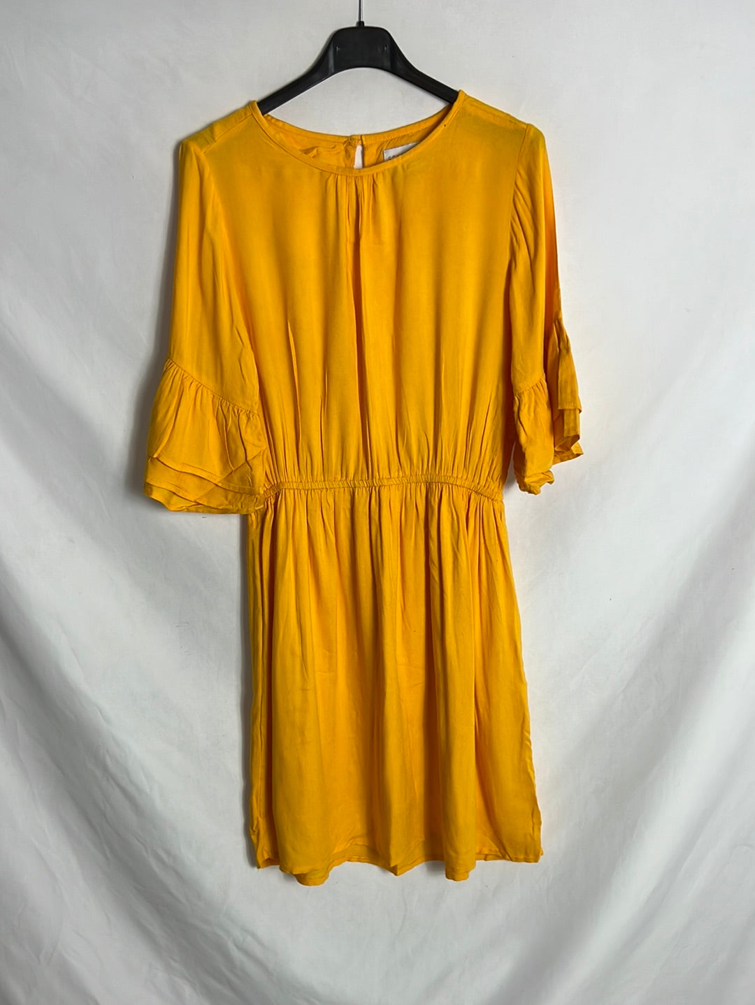 COMPAÑIA FANTASTICA. Vestido corto color melocotón. T S