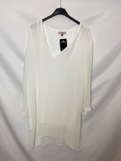 FESTA. White long-sleeved blouse, size 50
