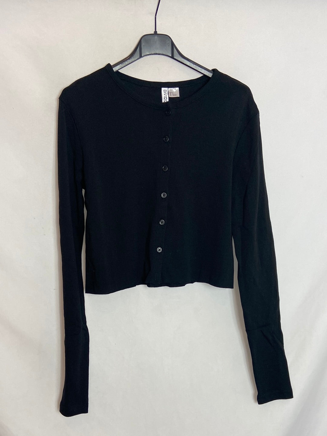 H&M. Cárdigan negro corto. T.M