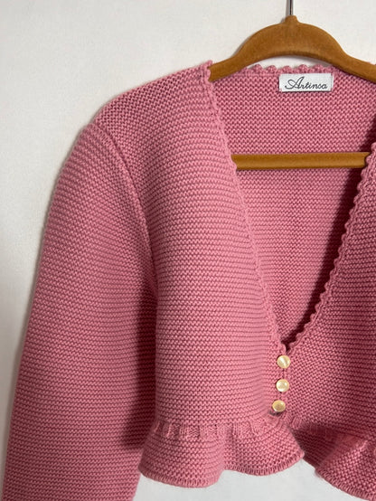 ARTINSA. Pink ruffled cardigan. Size 5 years.