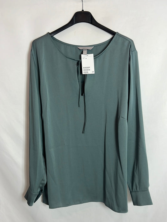 H&amp;M. Aqua green satin blouse. Size 48