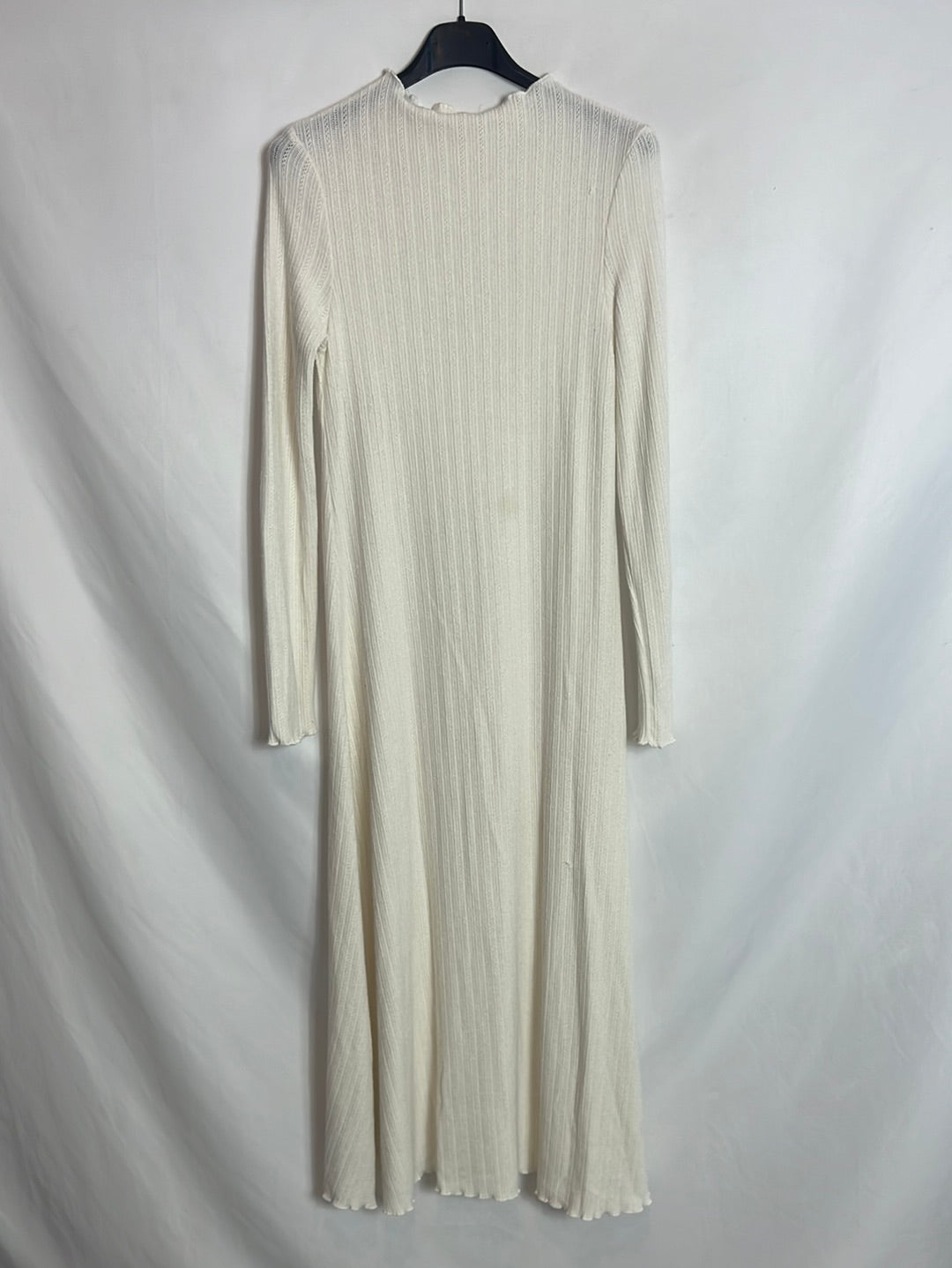 MANGO. Vestido midi punto blanco roto. T XS (tara)